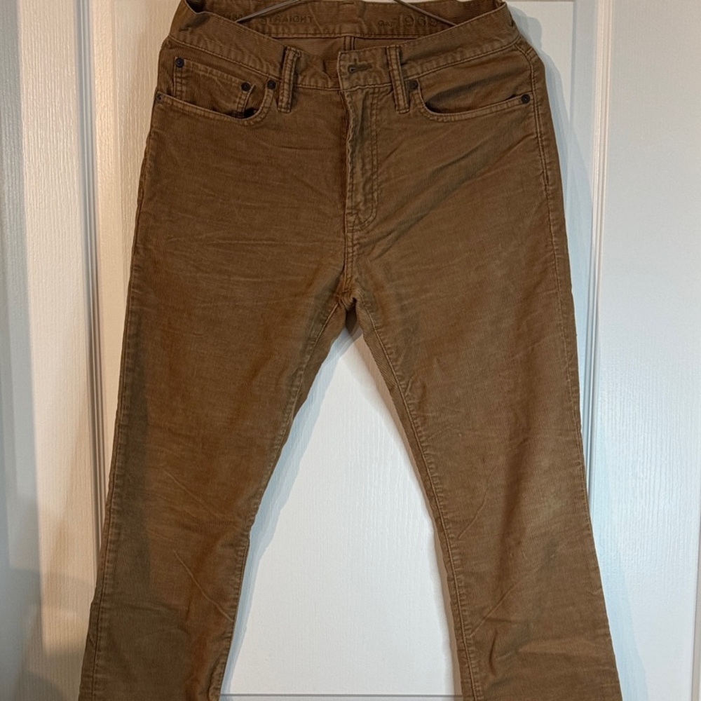 GAP Men's Corduroy Pants in Brown